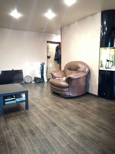 2-к. квартира, 43 м², 3/4 эт.