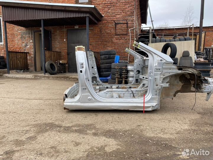 Порог Правый Hyundai Solaris 1