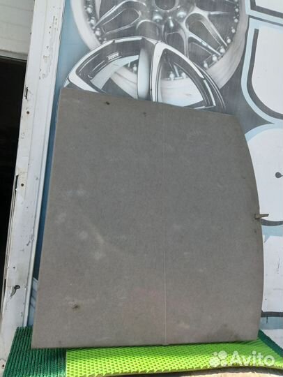 Пол багажника