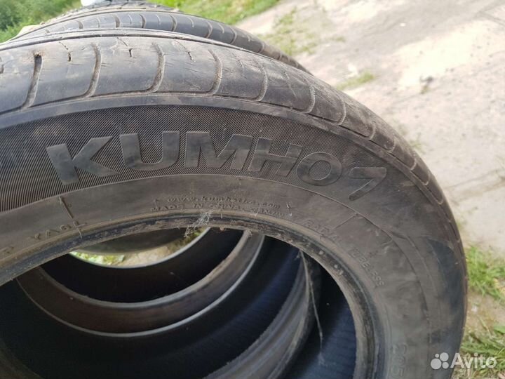 Kumho 722 205/60 R16 44