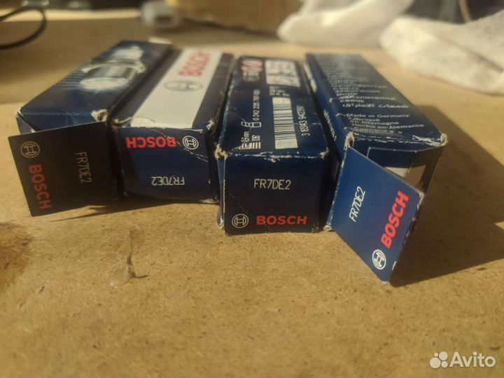 Свечи зажигания Bosch для двигателя 2.0 FSI