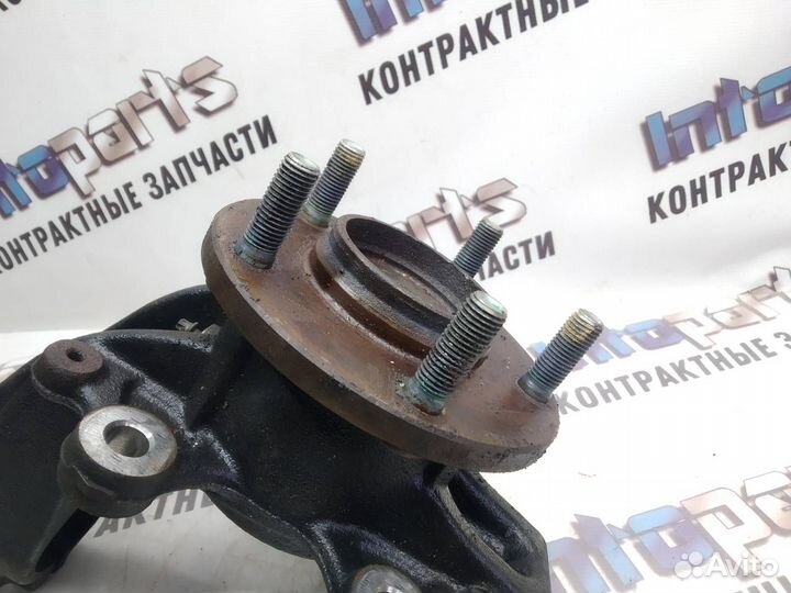 Поворотный кулак передний левый Mazda 3 BK 2007