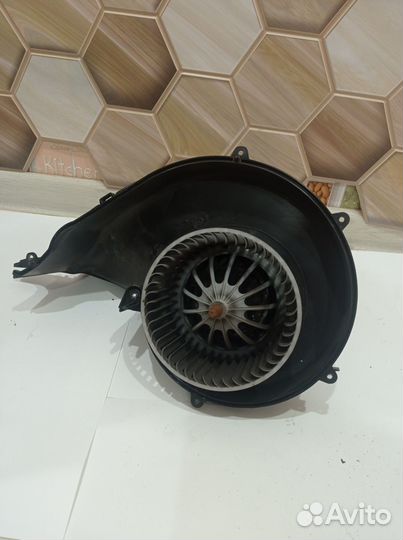 Моторчик печки Volvo