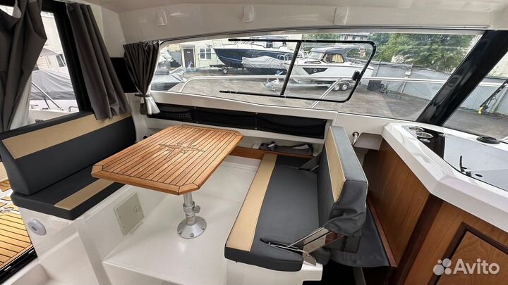 Parker 800 Weekend с мотором Suzuki DF250TX