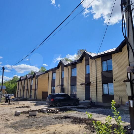Таунхаус 110 м² на участке 4 сот.