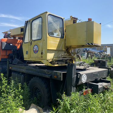 Бурильно-крановая машина КАМАЗ БКМ-516 (Шасси КАМАЗ-43260С), 2010