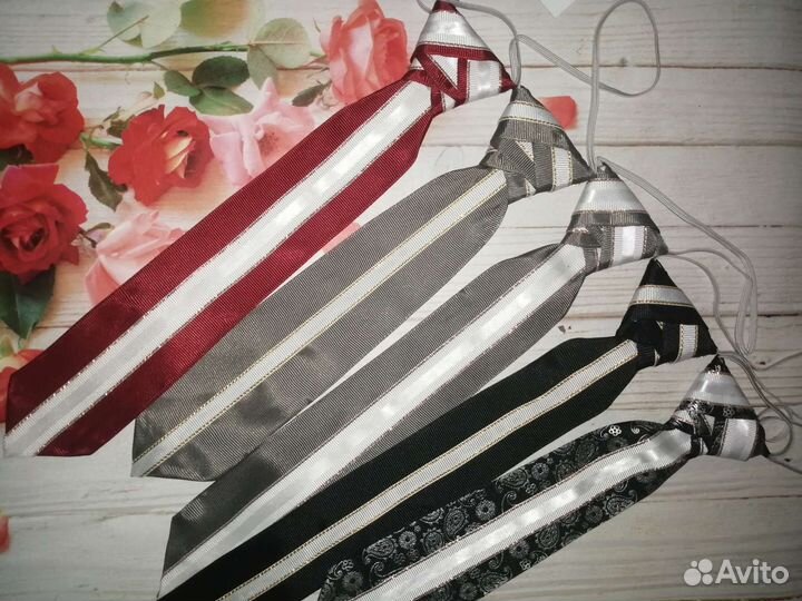 Галстук и бабочка