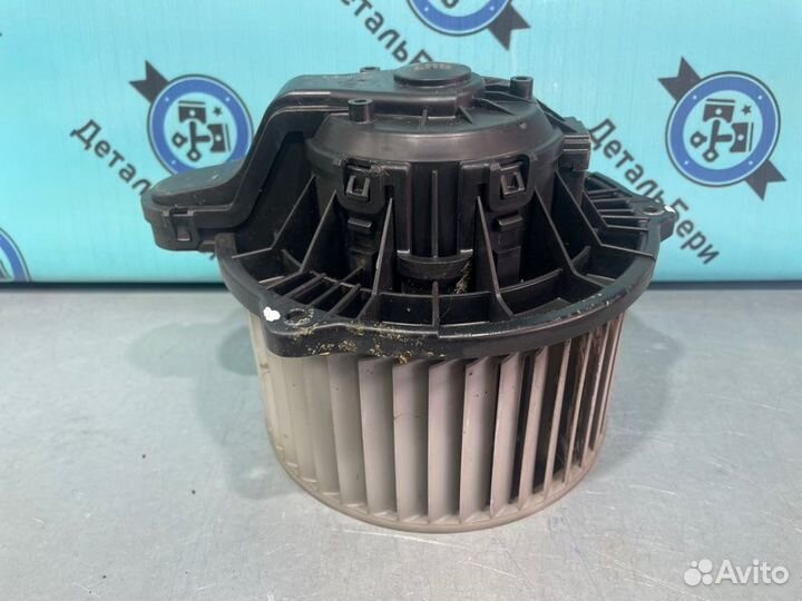 Моторчик печки Kia Sportage