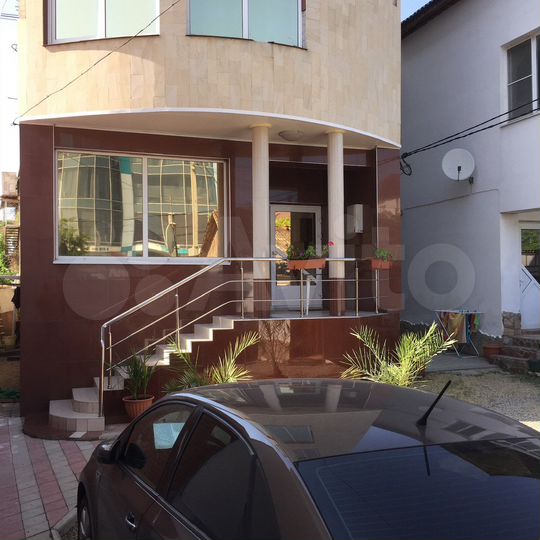 Комната 16 м² в 1-к., 1/2 эт.