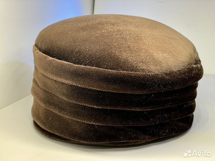 2 Шапки женские норка и с покрытием бархата 54-56