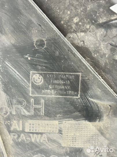 Защита топливного бака правая Bmw 5-Series G30