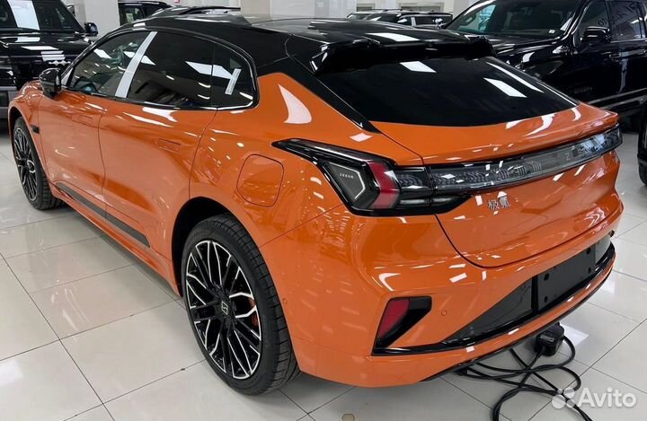 Zeekr 001 788 л.с. AT, 2024, 19 км