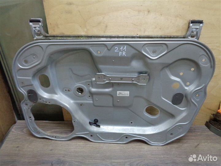 Стеклоподъемник передний правый Ford Focus MK2