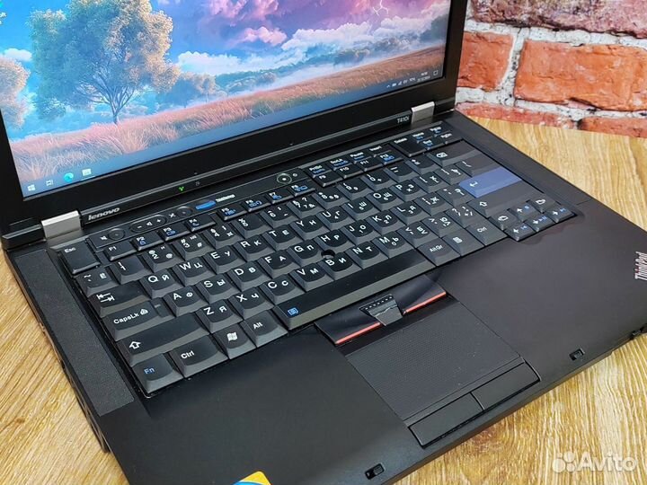 Домашний Ноутбук 14 дюймов процессор i3 Lenovo