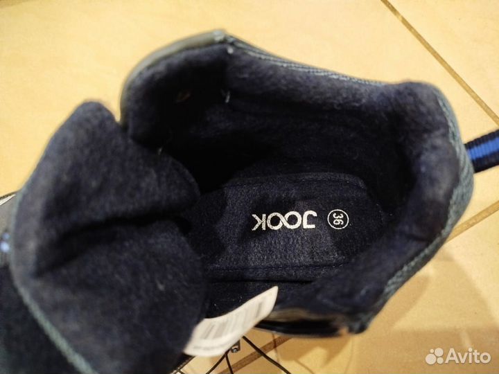 Новые демисезонные ботинки 36