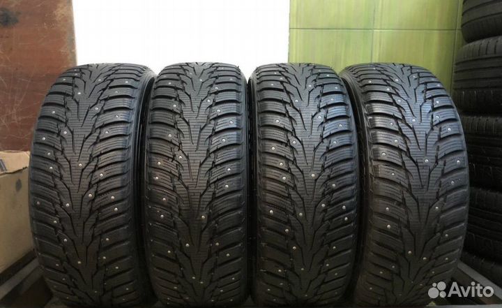 Nexen Winguard WinSpike WH62 215/55 R17