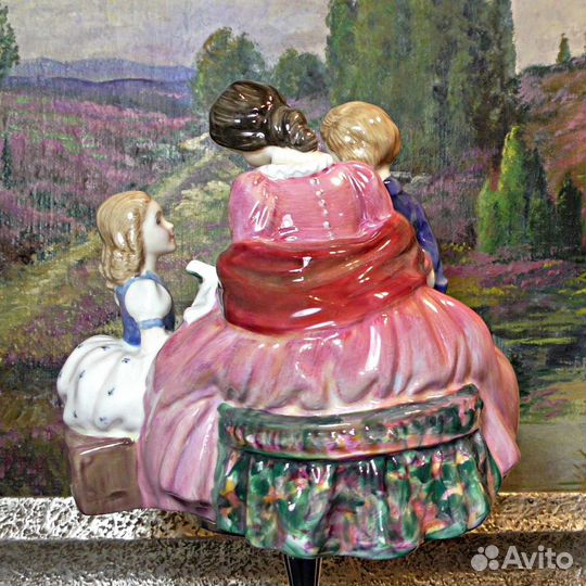 Сказка на ночь.Статуэтка.Royal Doulton.Англия