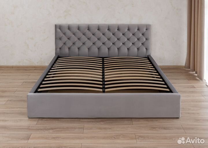 Кровать двуспальная