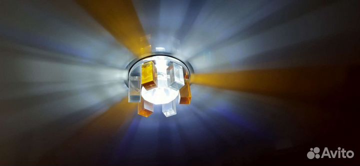 Светильник точечный