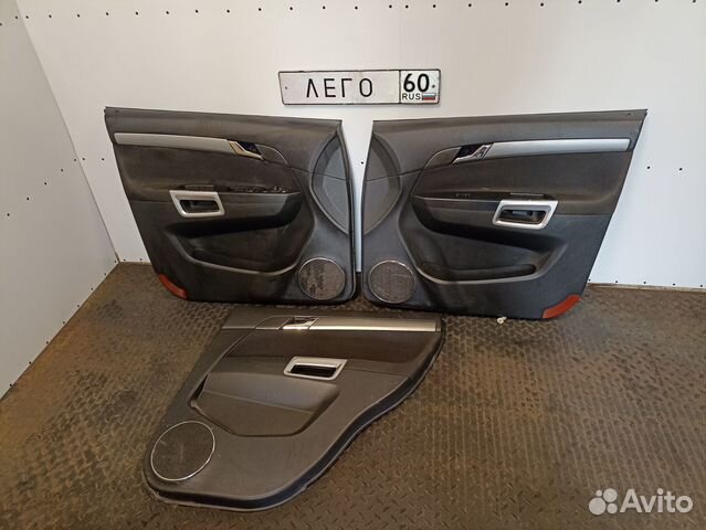 Обшивка двери для Opel Antara