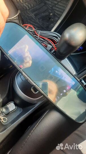 Зеркало заднего вида с видео регистратором