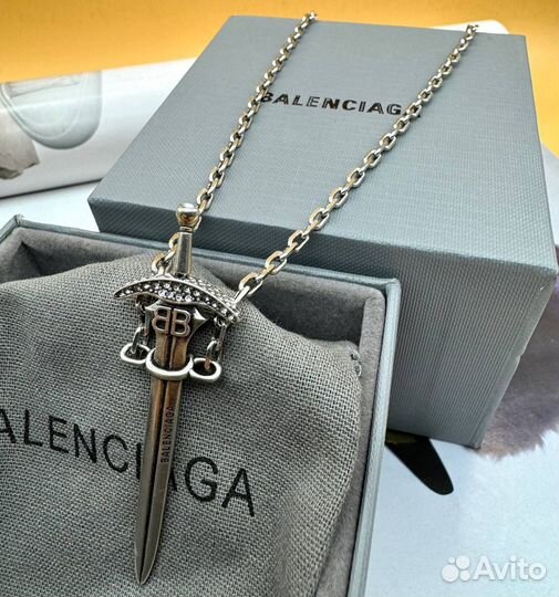 Колье Balenciaga