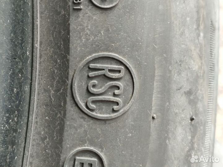 Bridgestone Potenza RE011 275/45 R20