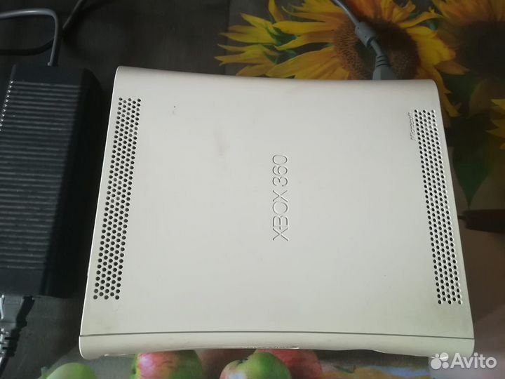 Xbox 360 с играми