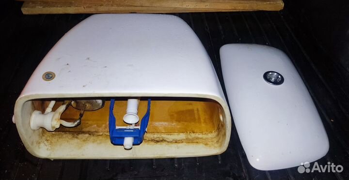 Бачок для унитаза бу