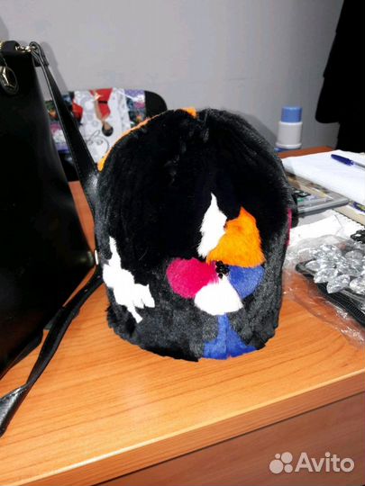 Шапки новые