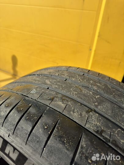 Michelin Pilot Sport 4 S 295/35 R21 107Y