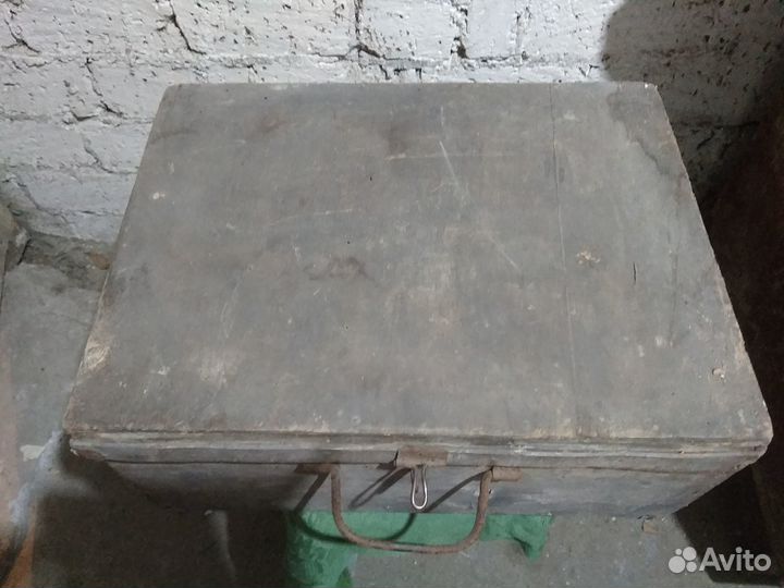 Старинный короб сундук