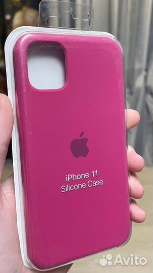 Чехол на iPhone 11