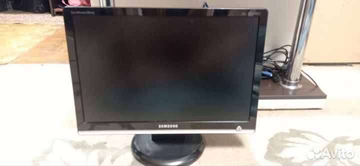 Монитор Samsung SyncMaster 206BW