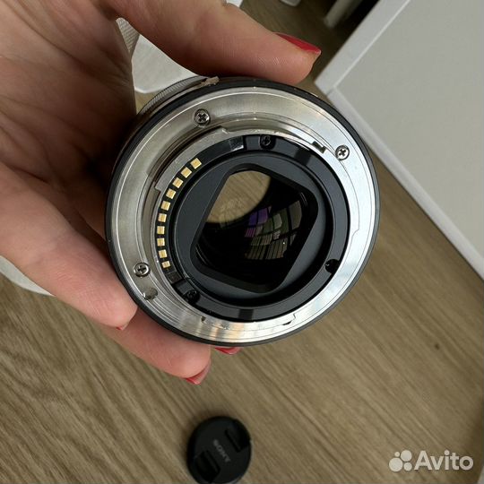 Объектив Sony E 50mm f/1.8 OSS SEL50F18 черный