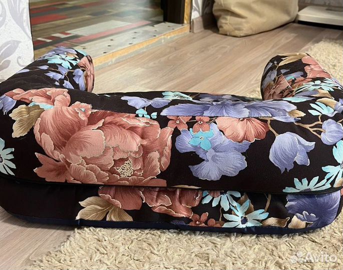 Лежанка для собак