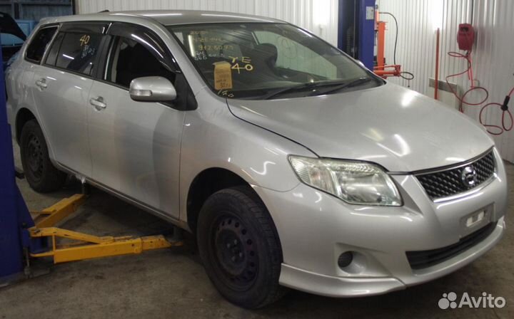 Ручка открывания бензобака Toyota Corolla Fielder NZE141 1NZ-FE