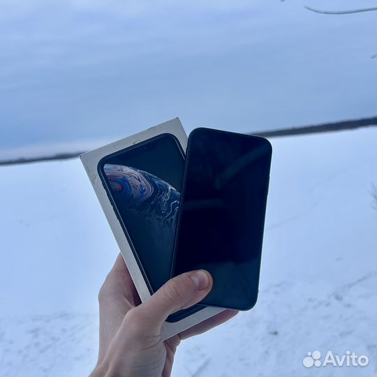 iPhone Xr, 64 ГБ