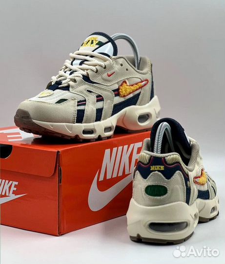 Кроссовки Nike