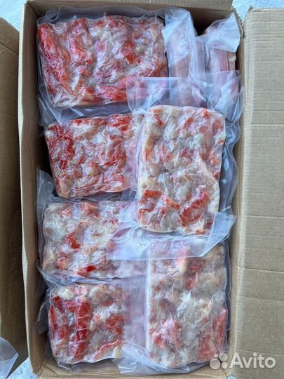 Салатное мясо Камчатского краба