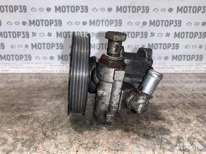 Насос гур Volkswagen Passat 1.9 TDI 2003