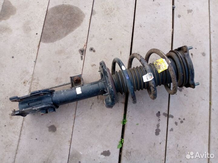 Стойка передняя правая Kia Sorento Prime 3