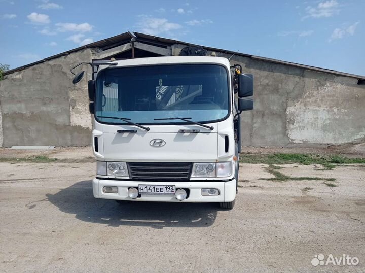 Манипулятор эвакуатор автовышка