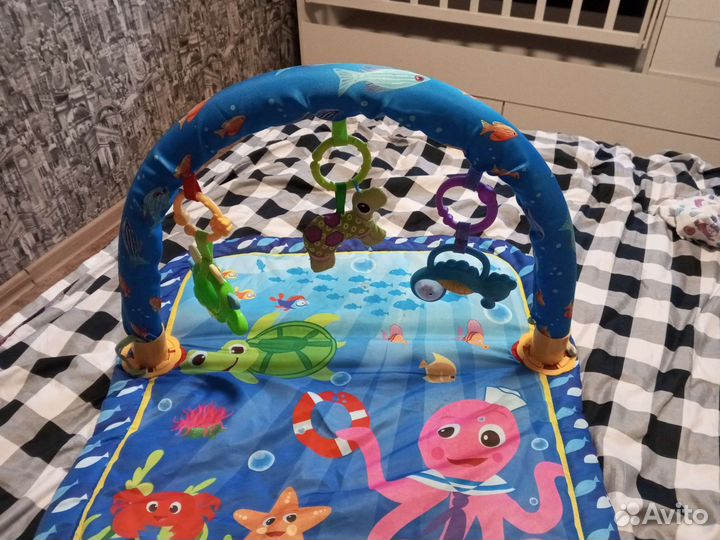 Развивающий коврик