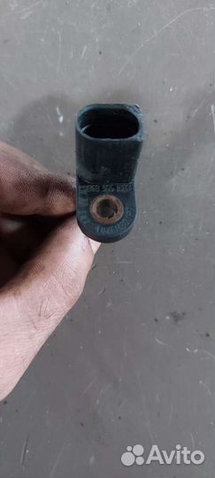 Датчик температуры впускного коллектора на Volkswa