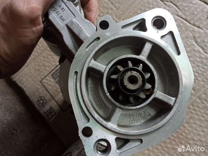 Стартер hyundai stareks