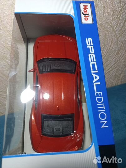 Maisto Chevrolet Camaro, Corvette Grand 1:24