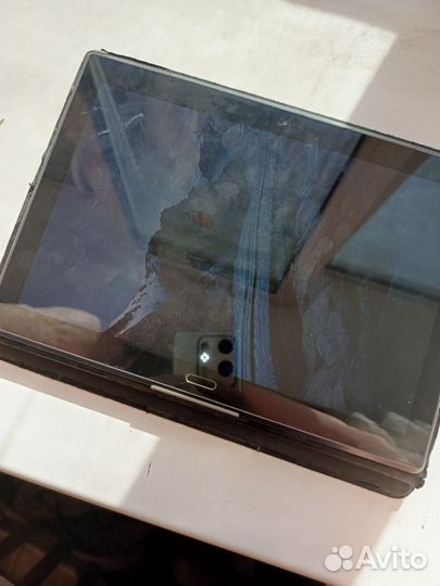 Lenovo tab4 10 plus