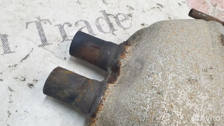 Резонатор глушителя на Mercedes W140 S500 CL500