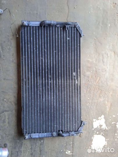 Радиатор кондиционера на Toyota